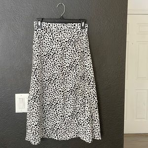 Amazon Mid length print skirt